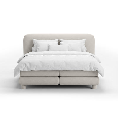Kontinentalbett mit abgerundetem Kopfteil im Modern-Organic-Stil | Portela