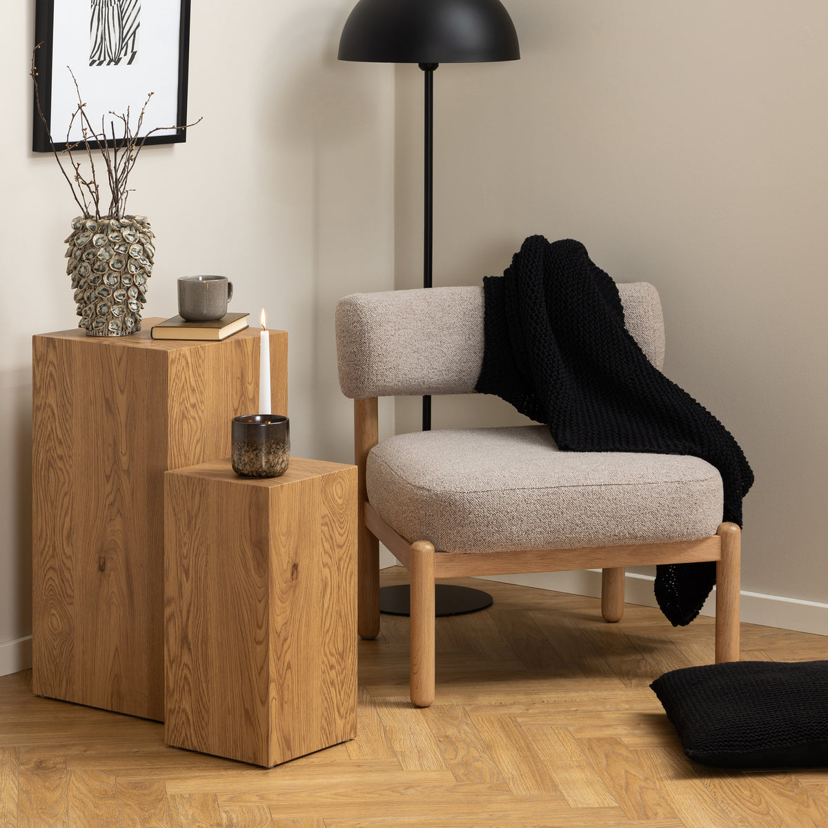 Fotel wypoczynkowy z tapicerką bouclé w stylu nowoczesnym | Shepy