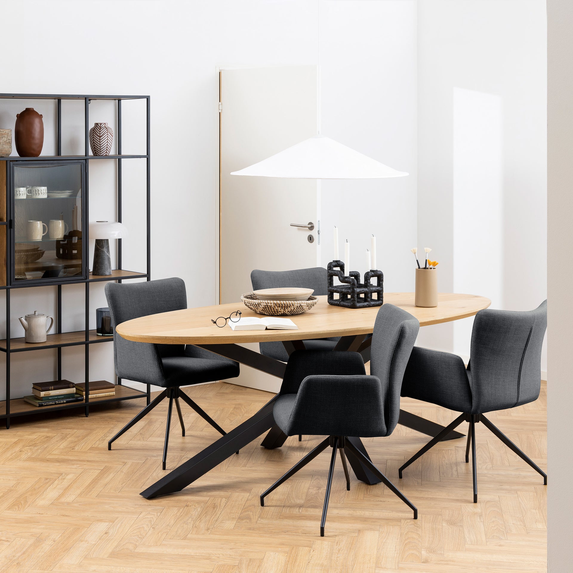 Duży stół owalny 220x76 w stylu industrialnym - naturalny blat, industrialny charakter | Surfo