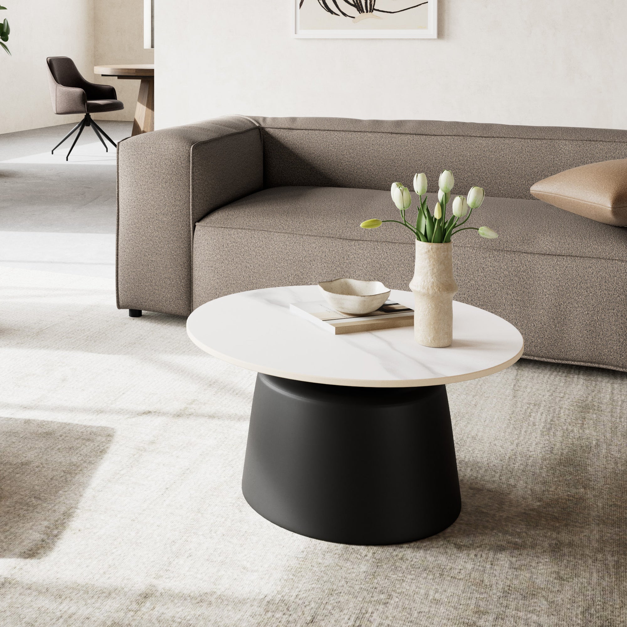 Okrągły stolik kawowy o średnicy 70 cm w stylu nowoczesnym – ceramiczny blat, kolumnowa podstawa | Fumor