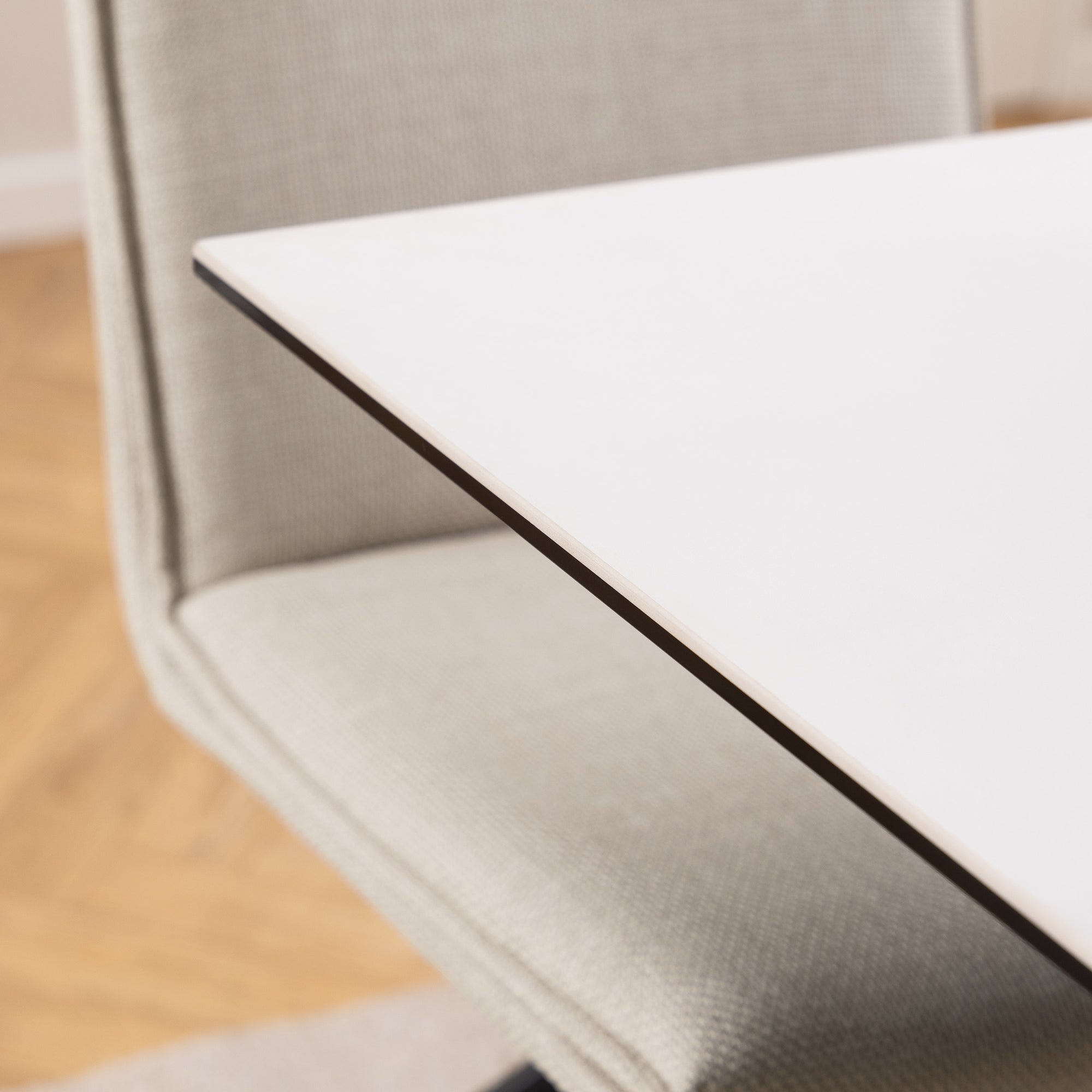 Stół do jadalni 135x80 w stylu nowoczesnym - ceramiczny blat w 4 kolorach, czarna podstawa | Oryss