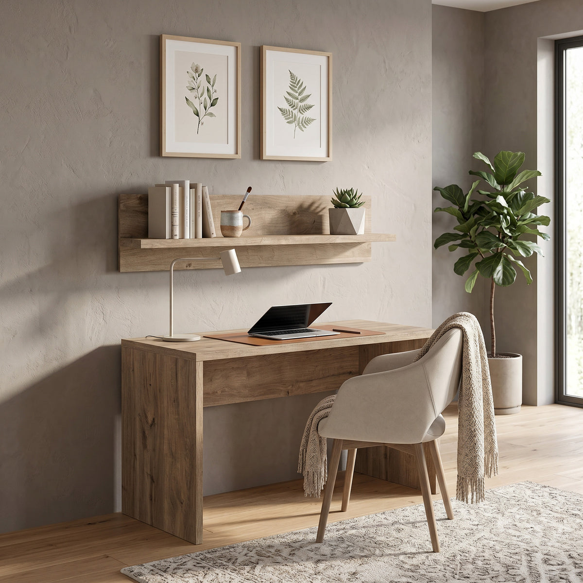 Wandregal Korin 120x32 über dem Schreibtisch im Homeoffice mit Büchern und Sukkulente – Bücherregal
